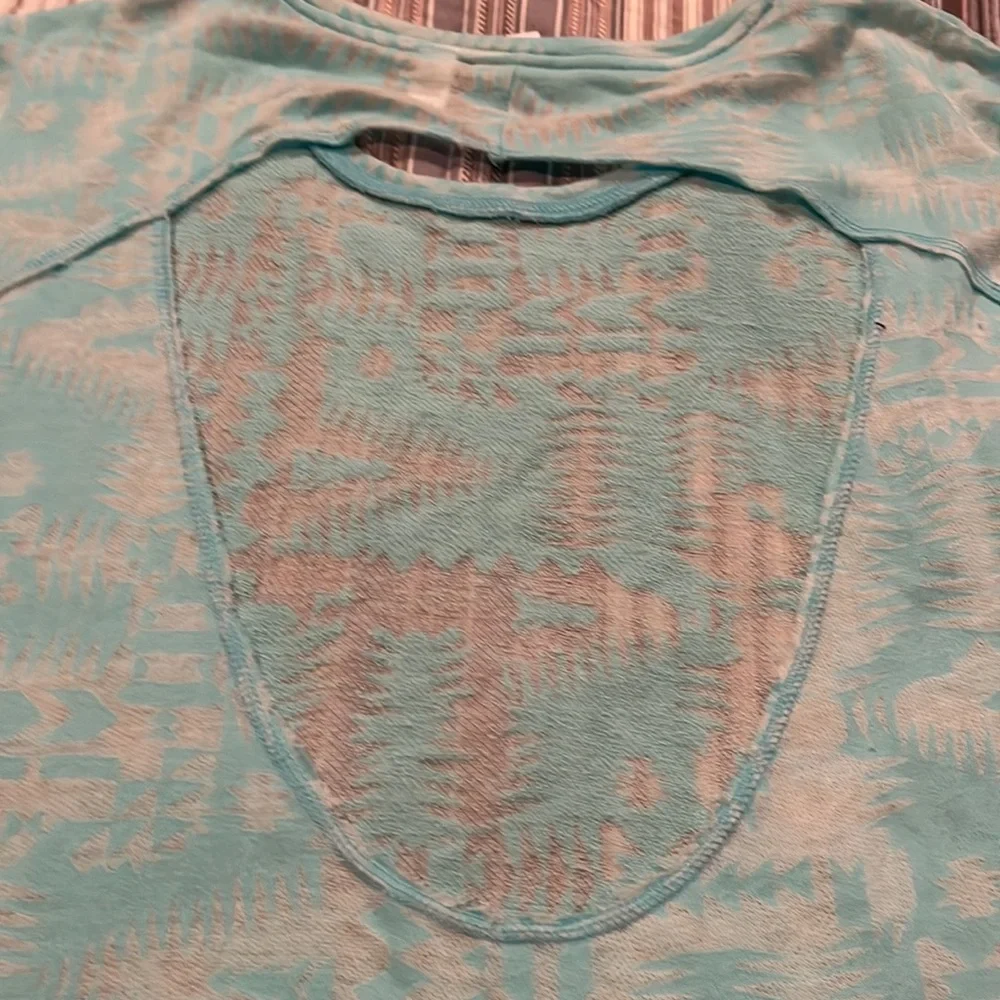 American Eagle Aztec Sweatshirt with cutout back - Picture 2 of 2